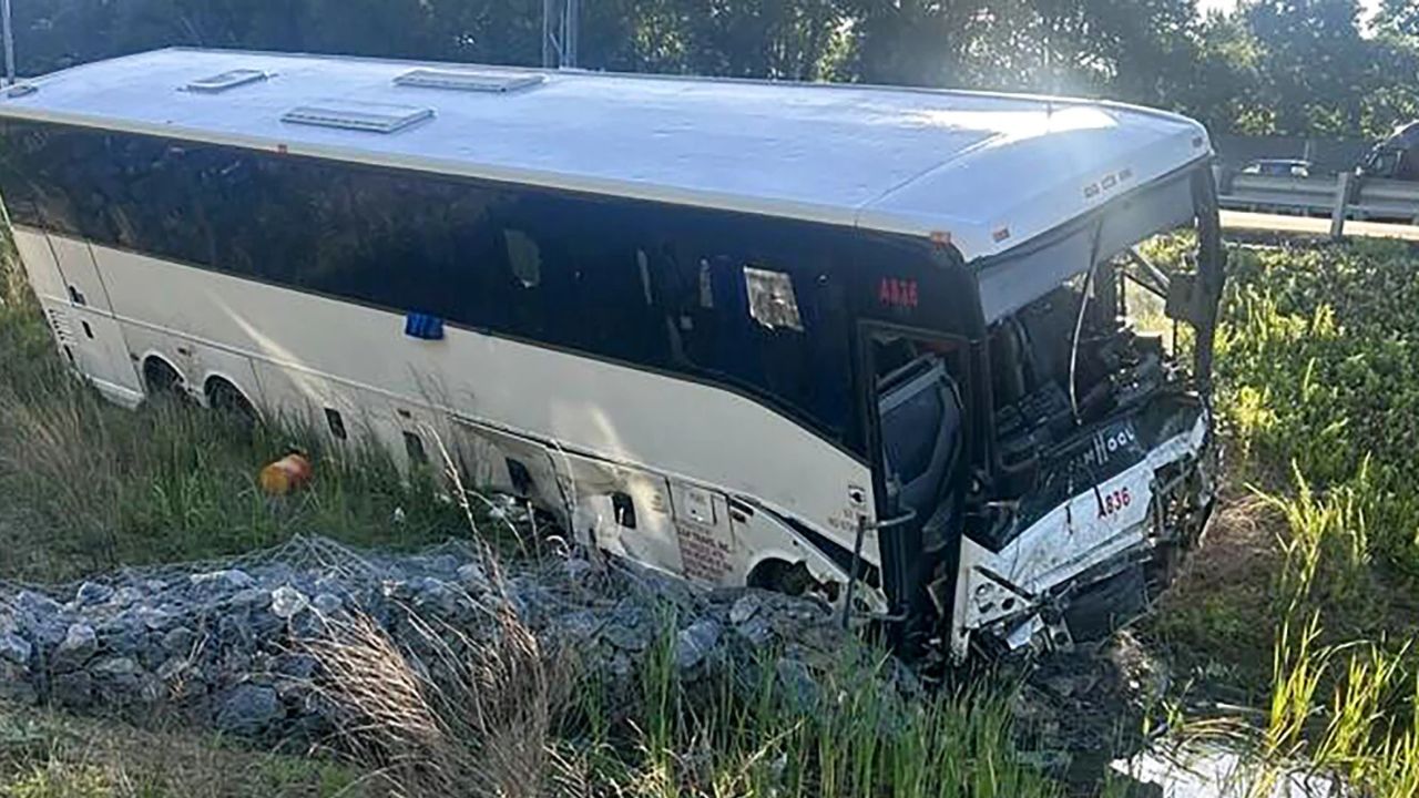 Children Among 5 Killed After Bus Slams Into Traffic in Deadly Virginia Highway Disaster