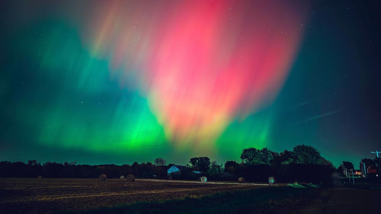 Northern Lights Could Dazzle Parts of the U.S. This Week as Powerful Solar Storm Heads Toward Earth