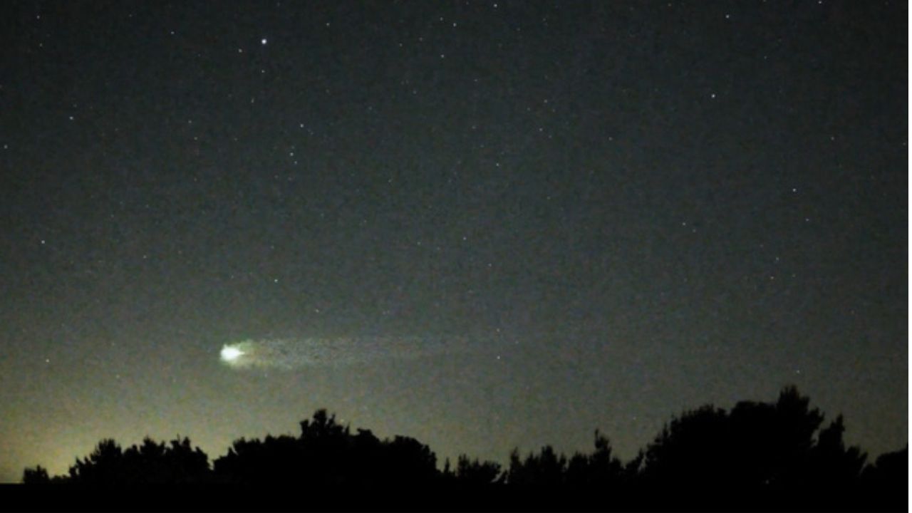 Watchers Across 8 States Stunned as Bright Fireball Tears Through Sky at Nearly 50,000 MPH